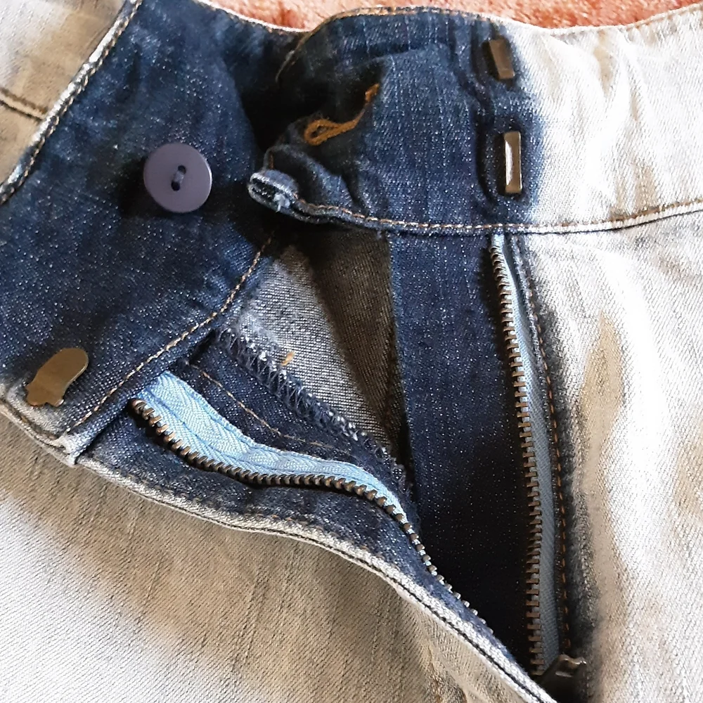 Acid wash Jean skirt - Picture 4 of 4